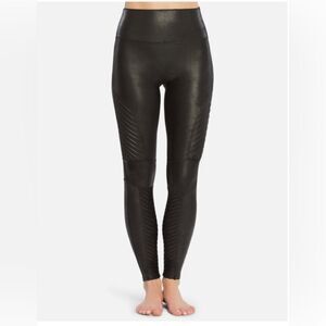 Spanx Faux Leather Moto Leggings in Very Black Womens Medium HR Stretch Pants